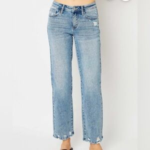 NWOT Judy Blue Medium Wash Straight Leg Jeans